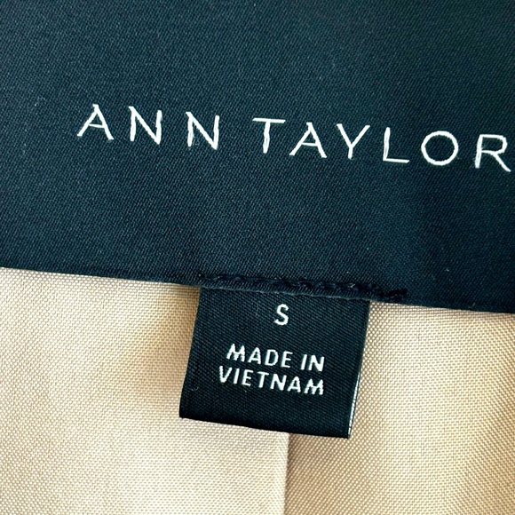 ANN TAYLOR  POLKA DOT SWING DESIGN JACKET TWO POCKET DOUBLE BREASTED SZ S - Picture 3 of 11